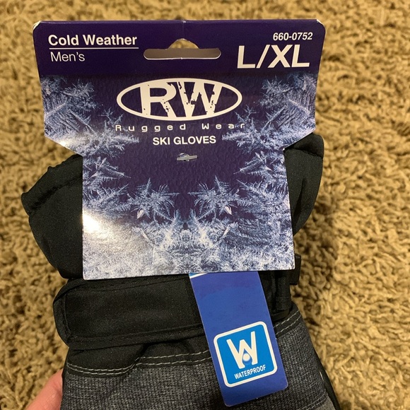 Ski gloves - Picture 2 of 8